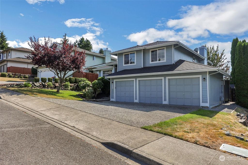 Photo of 6904 75th Drive NE, Marysville, WA 98270 (MLS # 2277797)