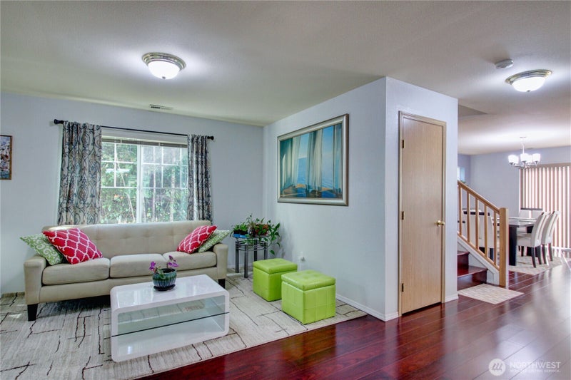 4651 Nooksack Loop