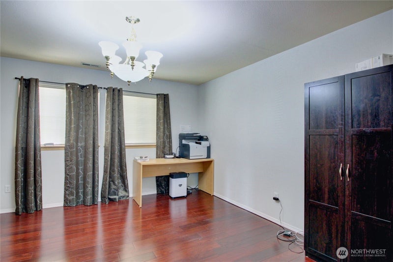4651 Nooksack Loop