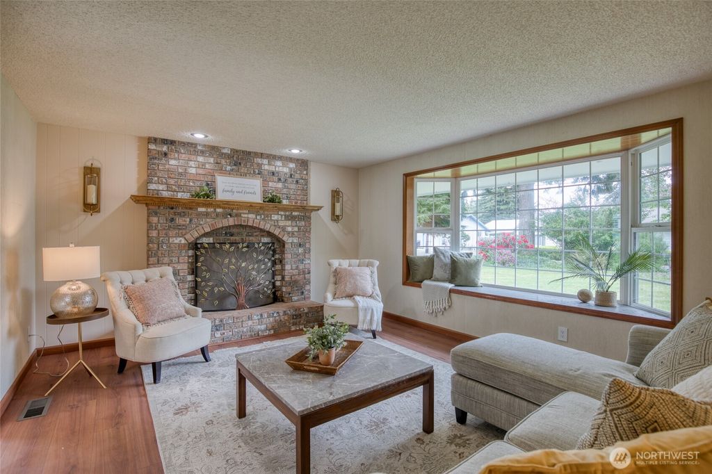 Photo of 912 W Simpson Avenue, Montesano, WA 98563 (MLS # 2519175)