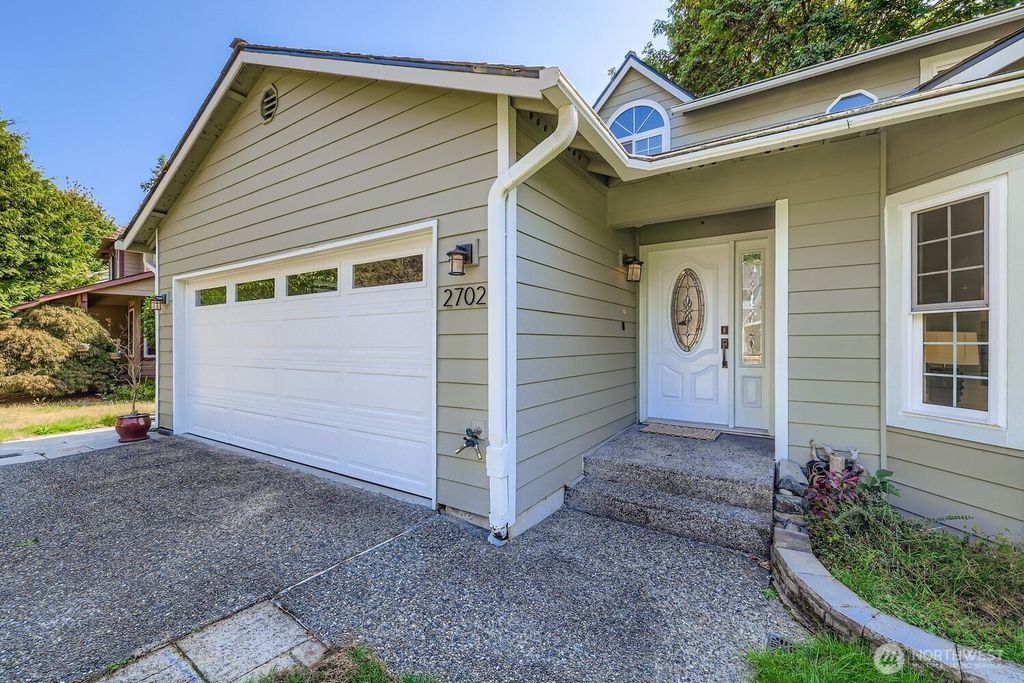 Photo of 2702 203rd Street SW, Lynnwood, WA 98036 (MLS # 2428108)