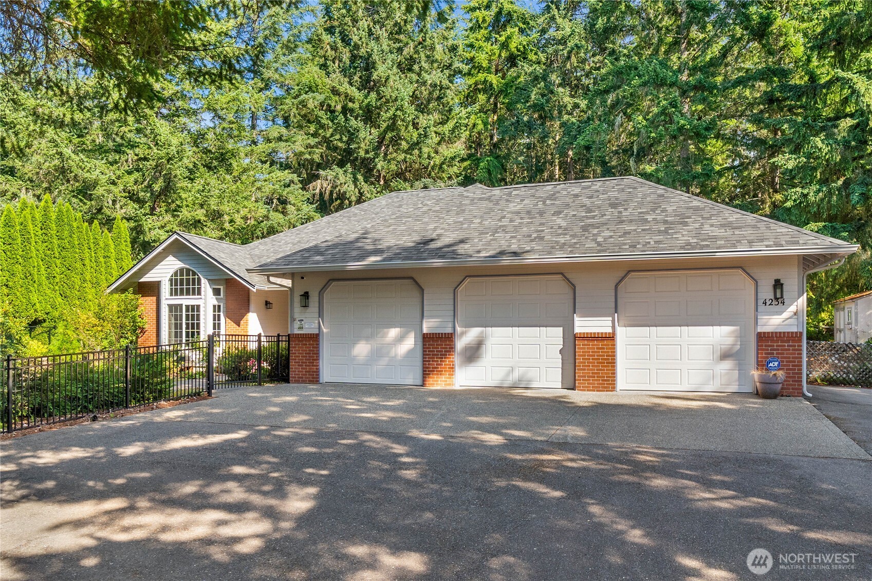 4234 Legacy Drive NE