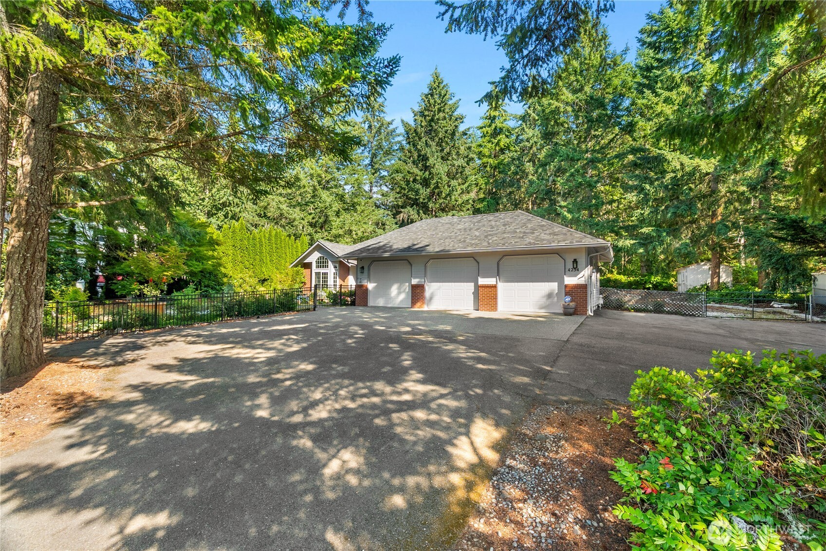 4234 Legacy Drive NE