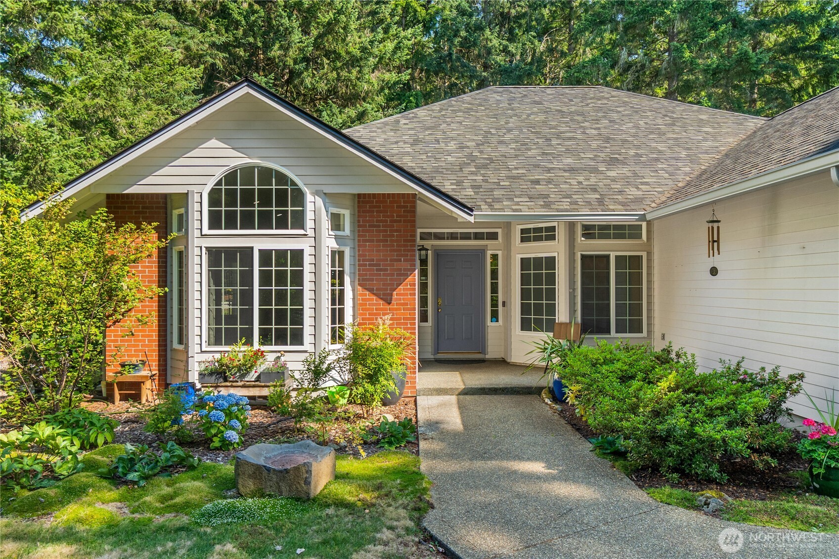 4234 Legacy Drive NE