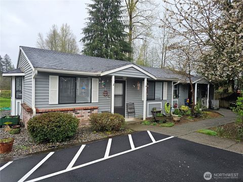 Photo of 406 E Pioneer Street #D, Granite Falls, WA 98252 (MLS # 2507533)