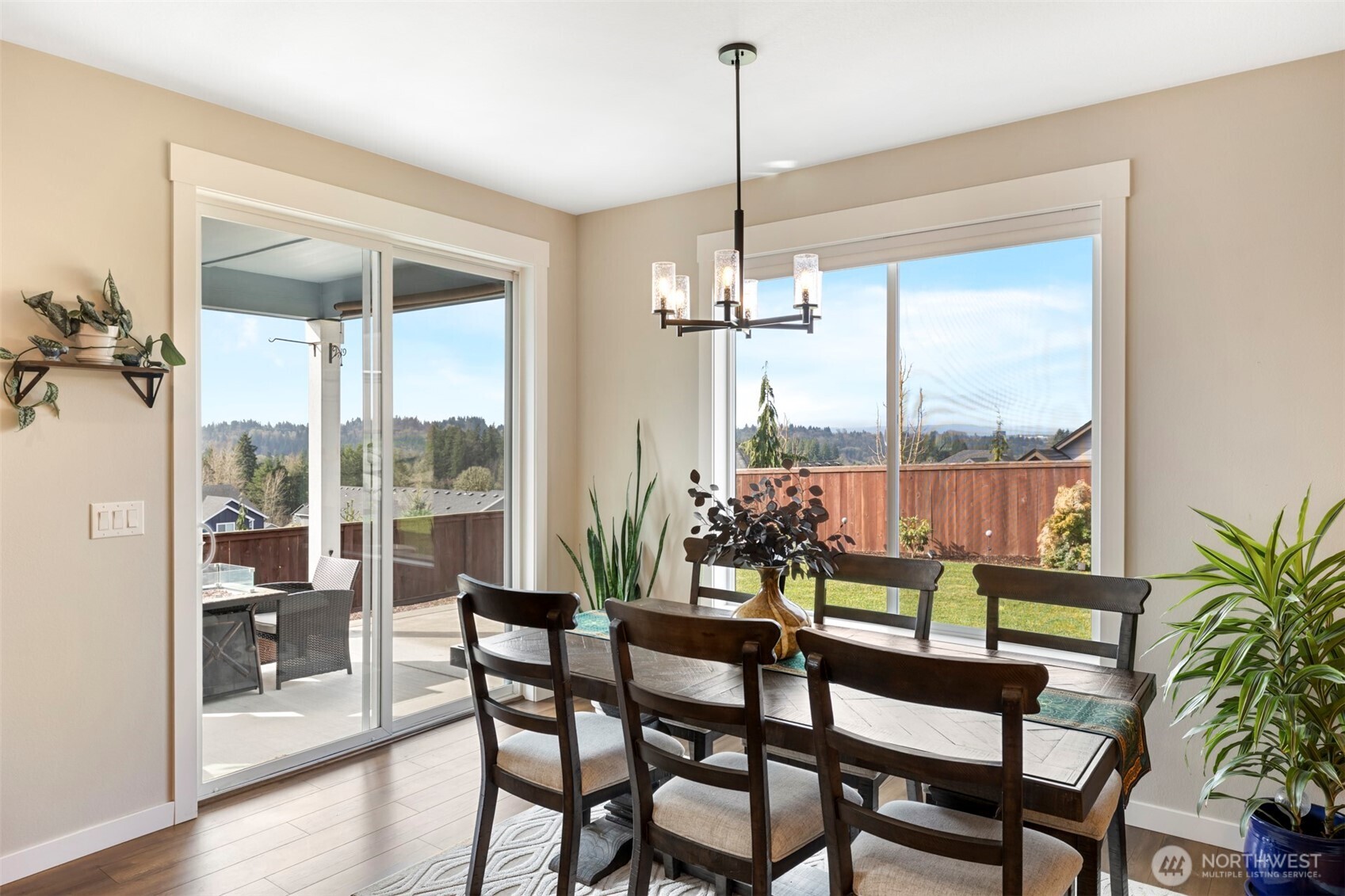 676 E White Oak Avenue