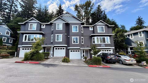 Photo of 5583 Lakemont Blvd BLVD SE #1603, Bellevue, WA 98006 (MLS # 2567655)
