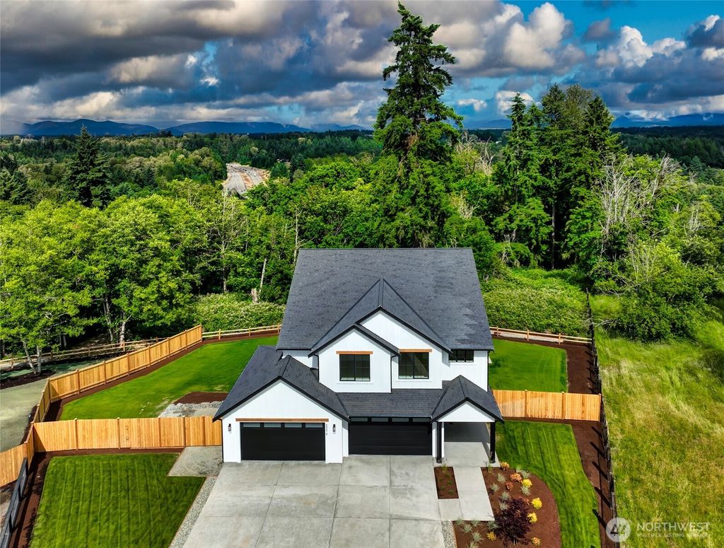 Photo of 30418 132nd Avenue SE, Auburn, WA 98092 (MLS # 2438991)
