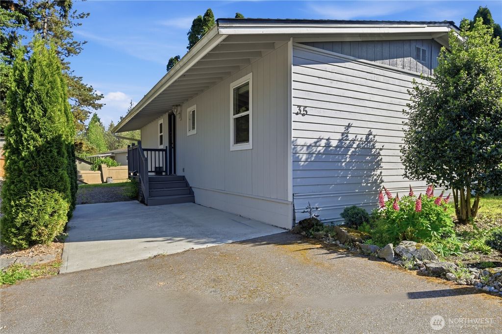 Photo of 20406 Little Bear Creek Road #35, Woodinville, WA 98072 (MLS # 2525153)