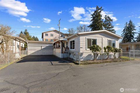 10613 18th Avenue S 22 Tacoma WA 98444