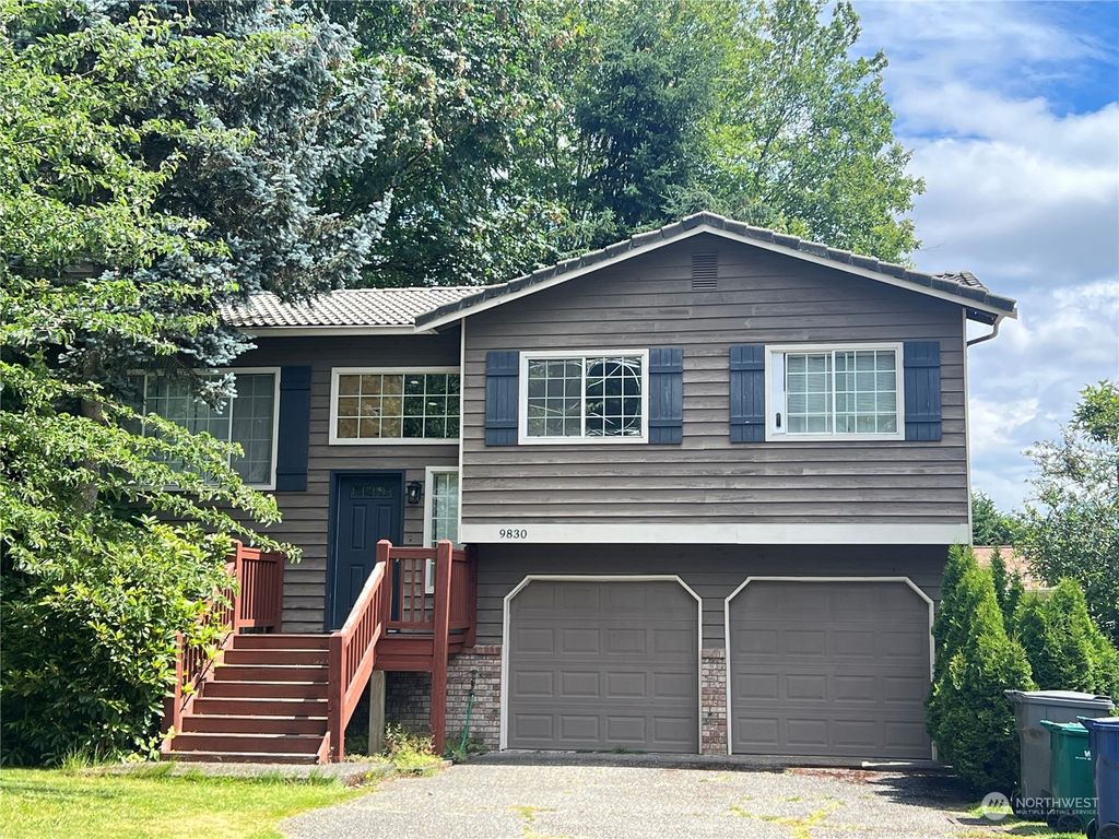 Photo of 9830 NE 140th Place, Kirkland, WA 98034 (MLS # 2259107)