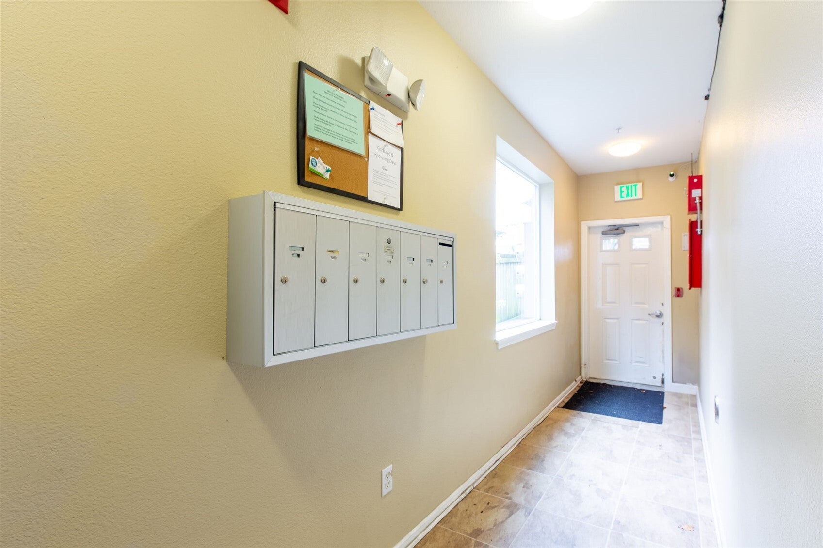 10511 Midvale Avenue N 101