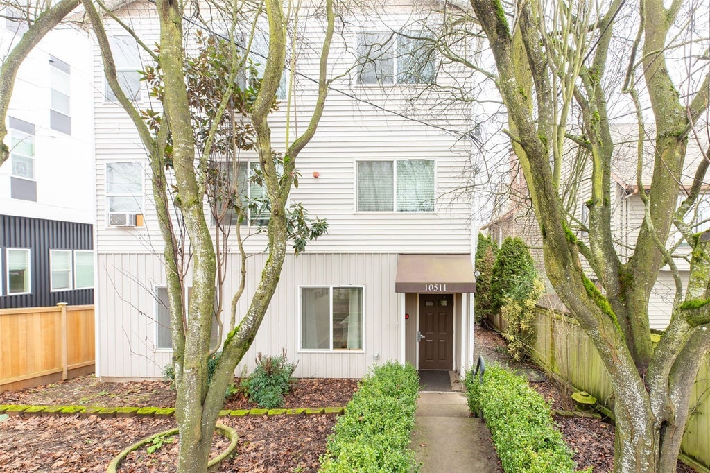 Photo of 10511 Midvale Avenue N #101, Seattle, WA 98133 (MLS # 2595783)