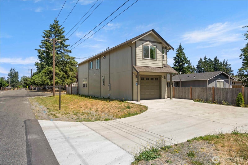 13439 8th Avenue Ct S