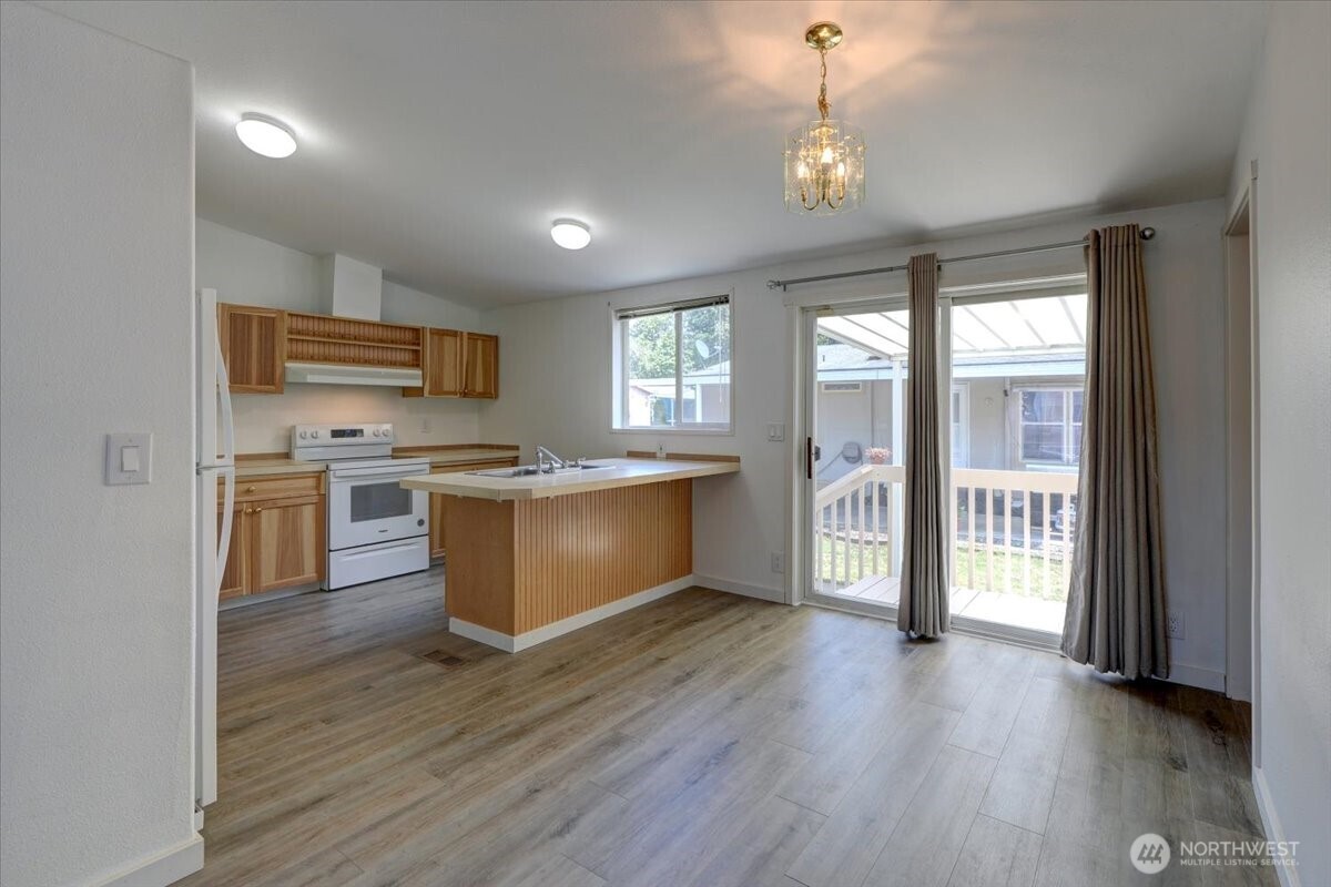 31600 126 Avenue SE E1