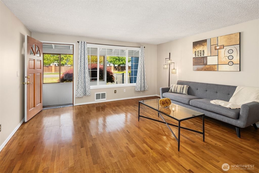 Photo of 226 216th Street SW, Bothell, WA 98021 (MLS # 2374266)