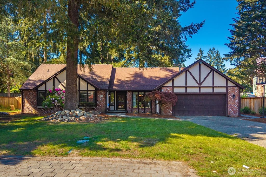 Photo of 7705 132nd Street Ct E, Puyallup, WA 98373 (MLS # 2528756)