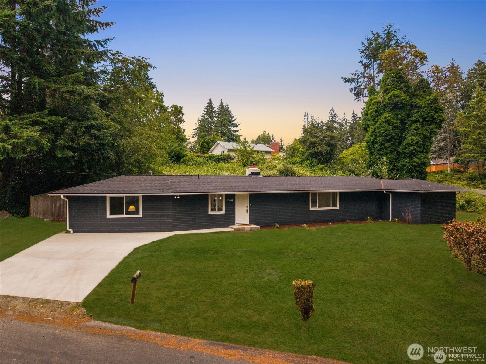 10403 Wauna Street SW