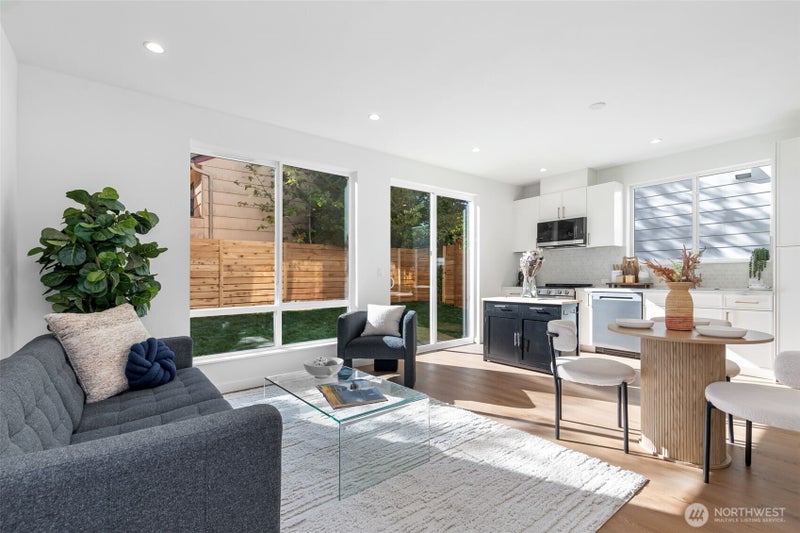 123 N 136th Street