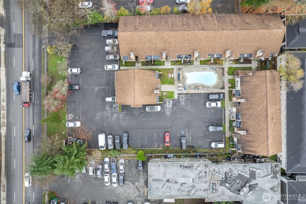 Photo of 12434 Ambaum Boulevard SW #114, Burien, WA 98146 (MLS # 2461725)