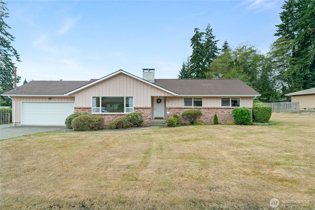Photo of 523 Carl Way, Aberdeen, WA 98520 (MLS # 2581954)