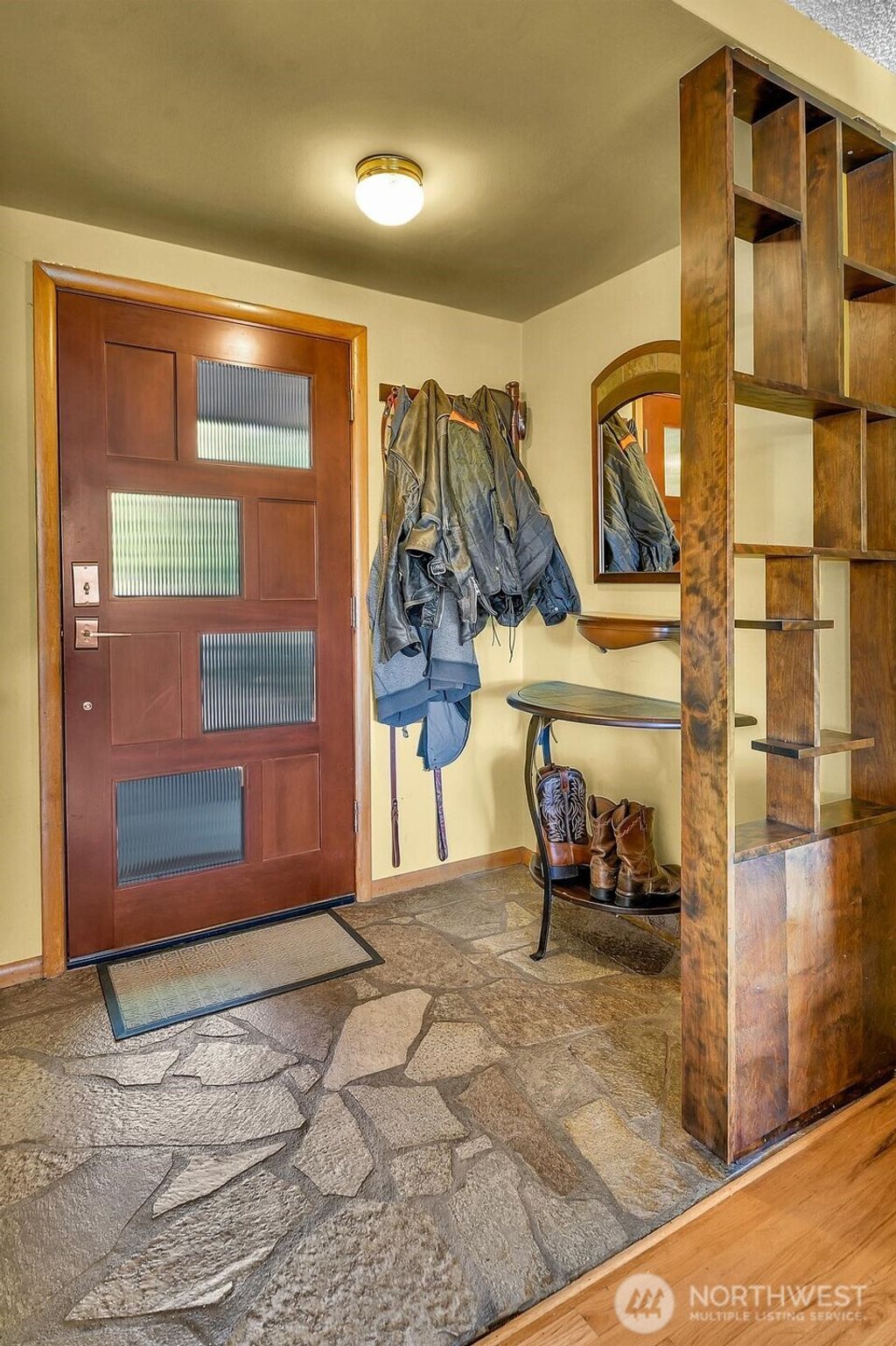 Photo of 5309 SW 47th AVE, Seattle, WA 98136 (MLS # 2522636)