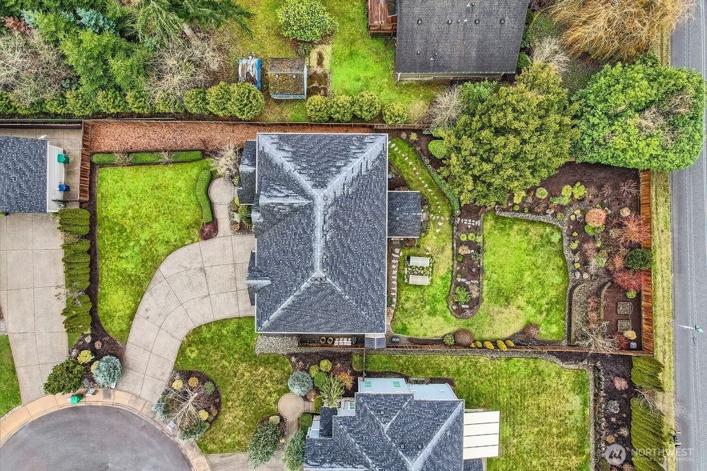 Photo of 22508 29th Place W, Brier, WA 98036 (MLS # 2334670)