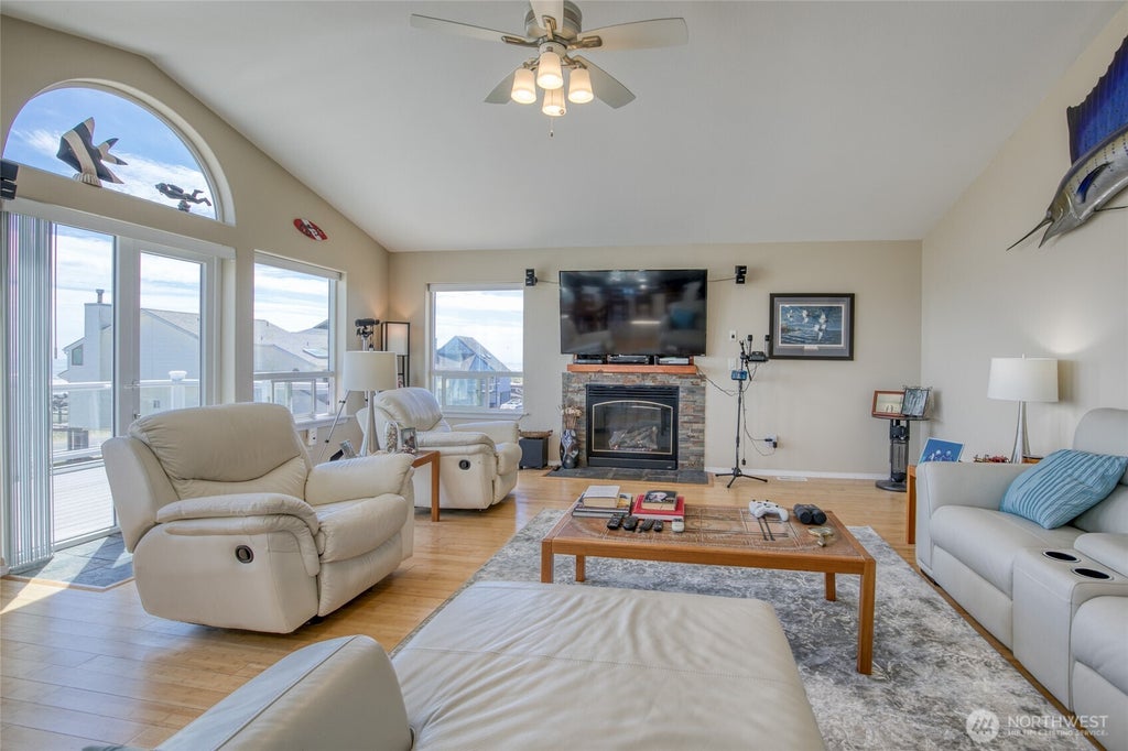 Photo of 1477 Ocean Crest Avenue, Ocean Shores, WA 98569 (MLS # 2543904)