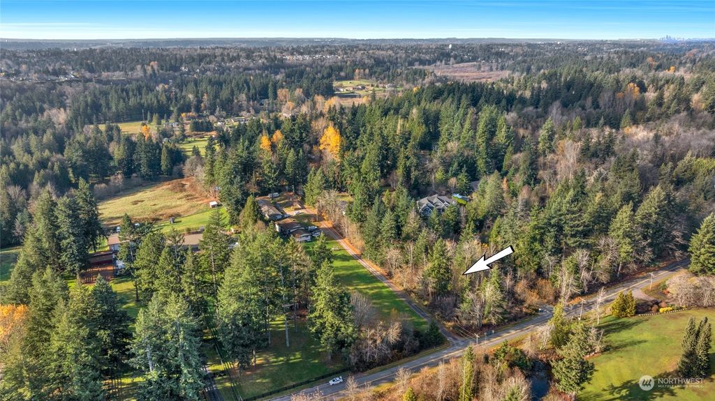 Photo of 15455 SE 234th Place, Kent, WA 98031 (MLS # 2183066)