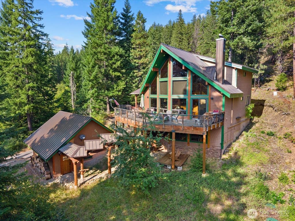 Photo of 301 Carillon Cove Drive, Ronald, WA 98940 (MLS # 2570551)