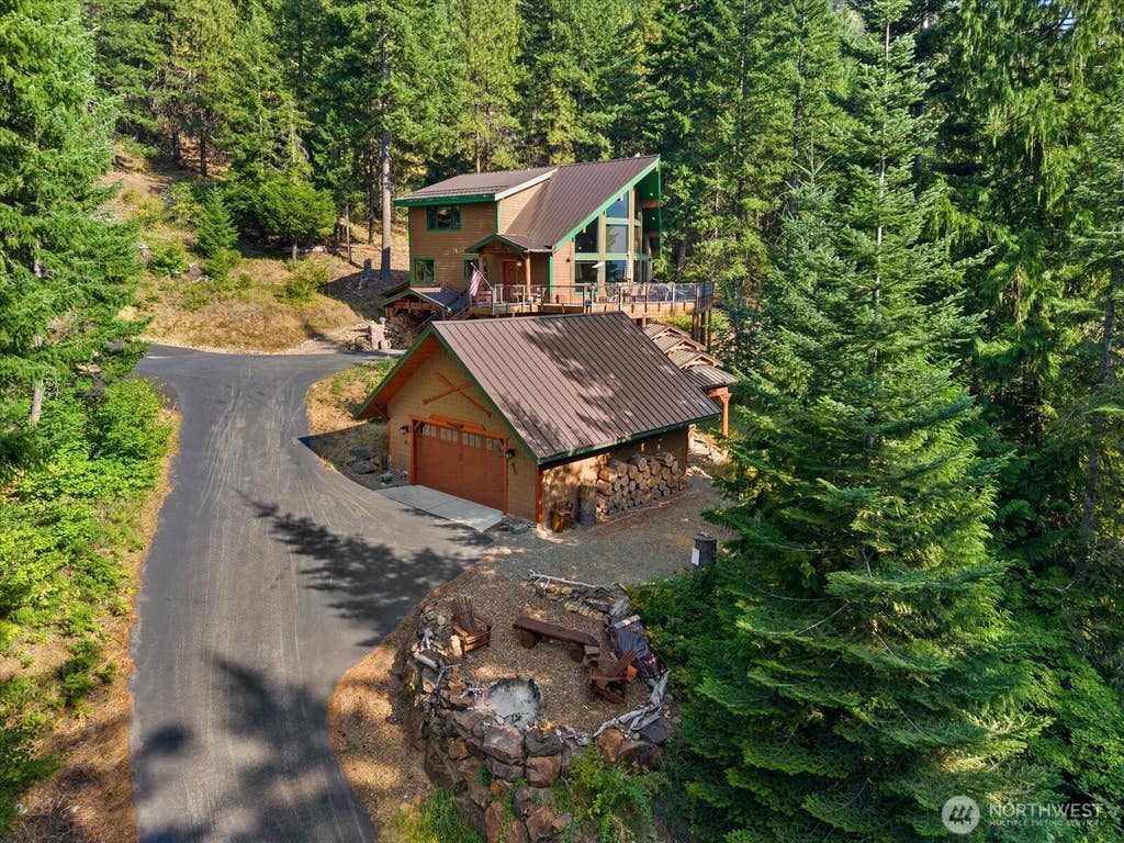 Photo of 301 Carillon Cove Drive, Ronald, WA 98940 (MLS # 2570551)