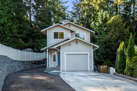 A home in Bremerton