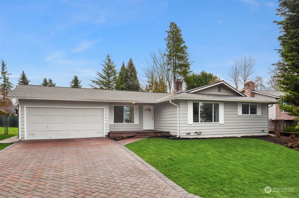 Photo of 13926 129th Place NE, Kirkland, WA 98034 (MLS # 2206791)