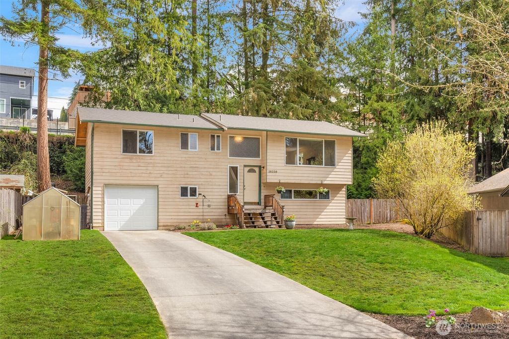 Photo of 19229 34th Drive SE, Bothell, WA 98012 (MLS # 2345586)