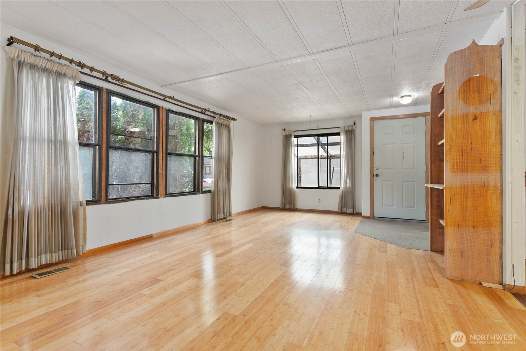 4015 Eliza Avenue 120