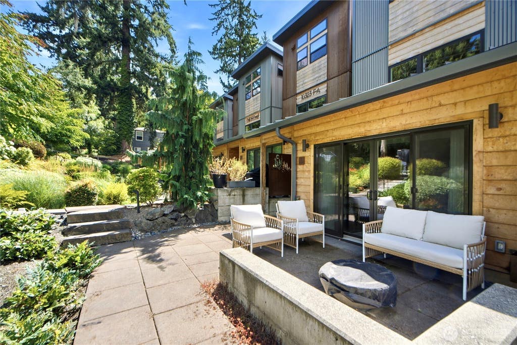 Photo of 10323 NE 189th St ST #B, Bothell, WA 98011 (MLS # 2561738)