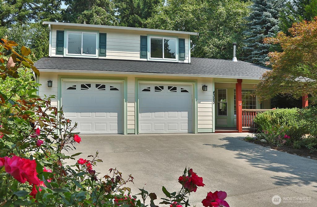 Photo of 4323 Shadowood Drive, Clinton, WA 98236 (MLS # 2567422)