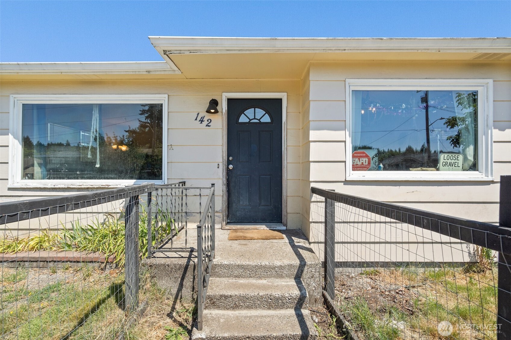 142 Wichman Street S