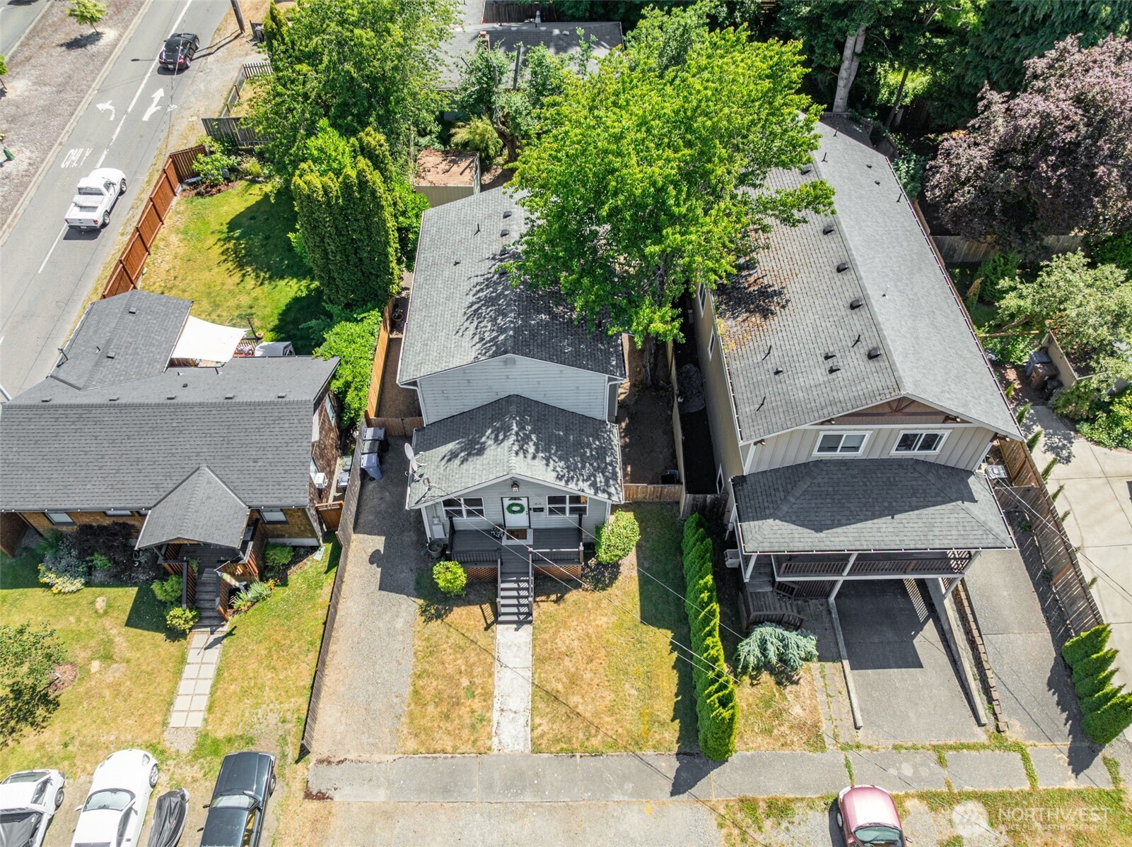 1915 N Madison