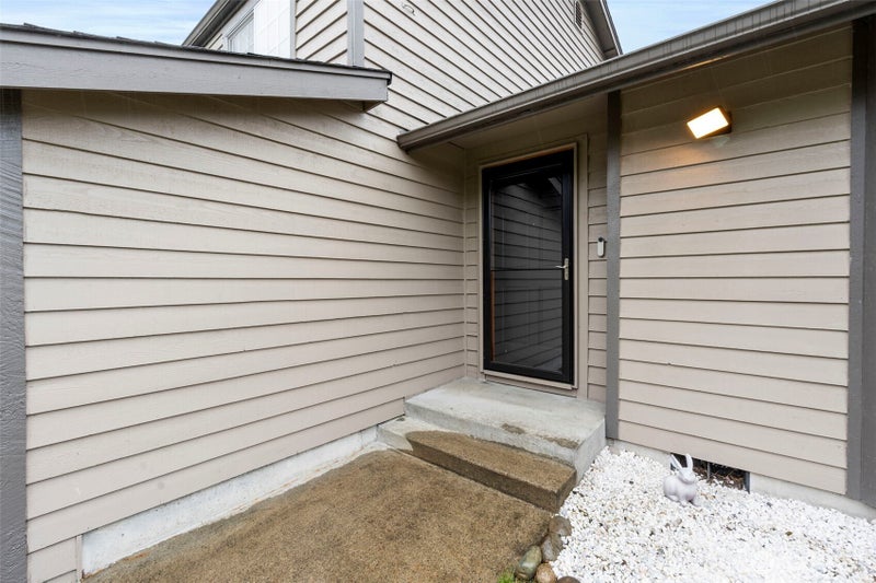 3733 Golden Eagle Loop