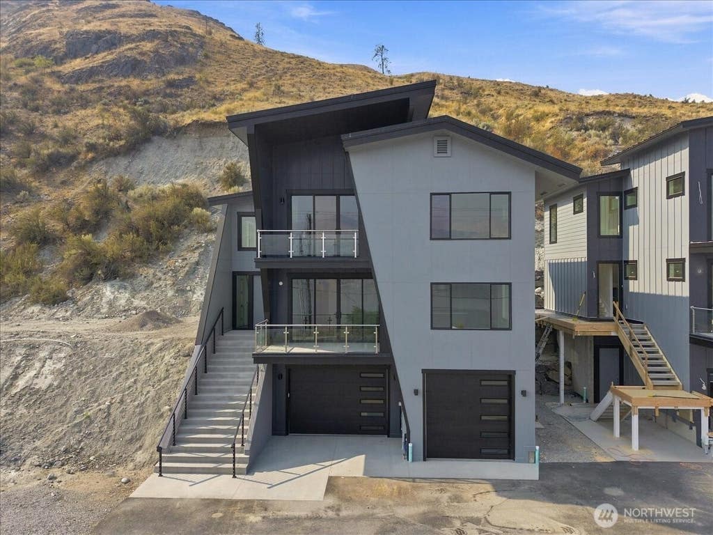 Photo of 1891 W Prospect Street, Chelan, WA 98816 (MLS # 2571233)