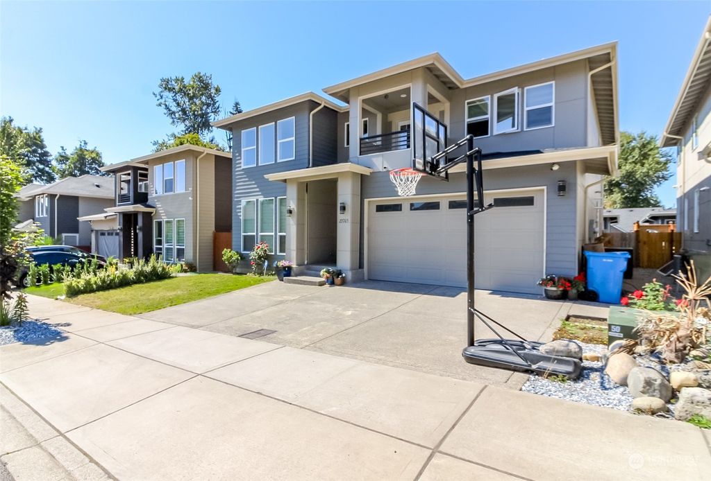 Photo of 23705 134th Place SE, Kent, WA 98042 (MLS # 2288580)