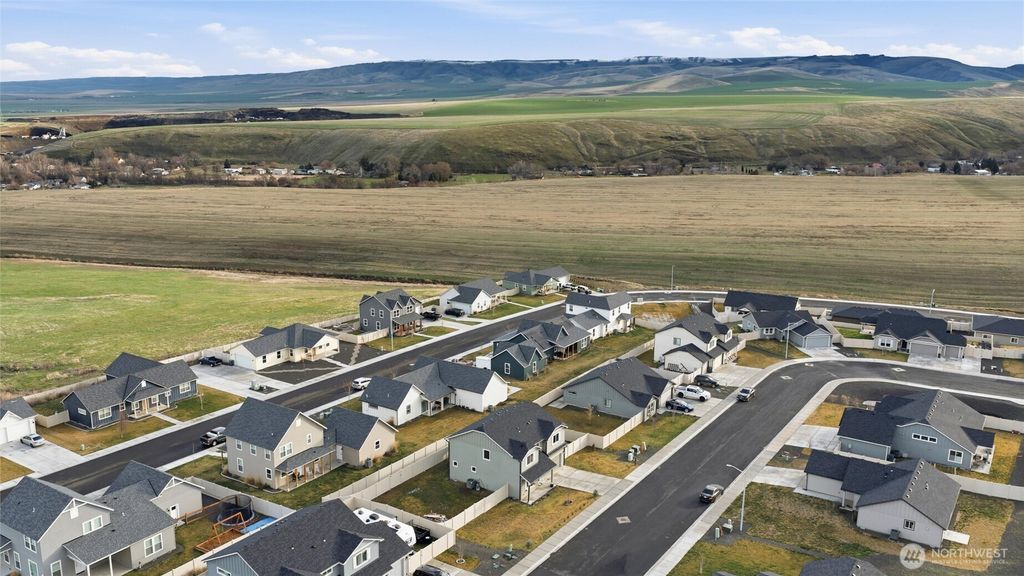 Photo of 5 Patty Circle, Milton-Freewater, OR 97862 (MLS # 2479262)