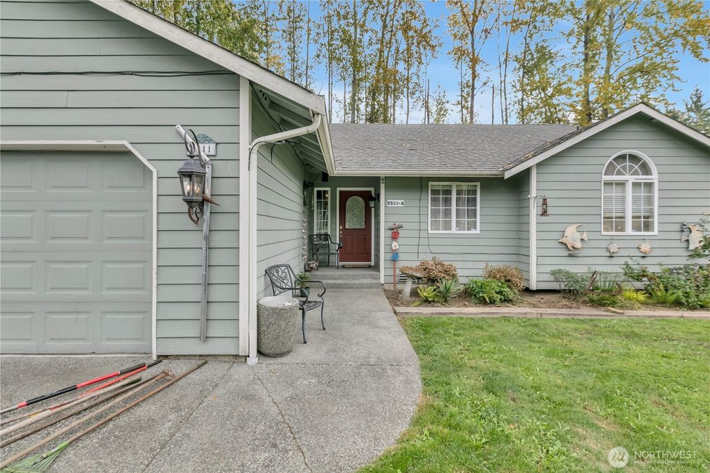 Photo of 5511 96th Drive SE, Snohomish, WA 98290 (MLS # 2430296)