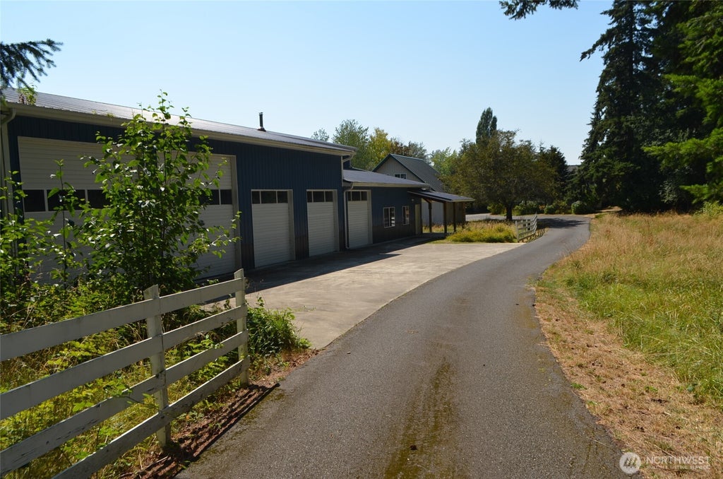 Photo of 1041 Sterk Lane, Bellingham, WA 98226 (MLS # 2566470)