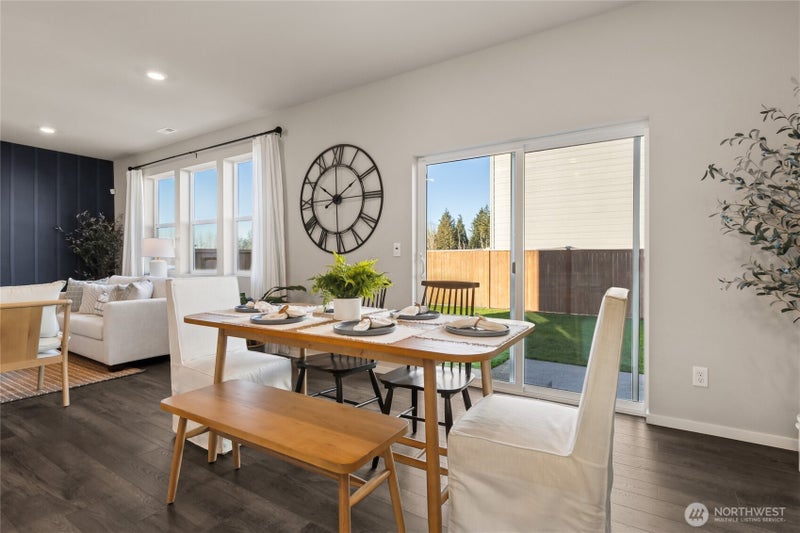 2218 Boxcar Street NE 180