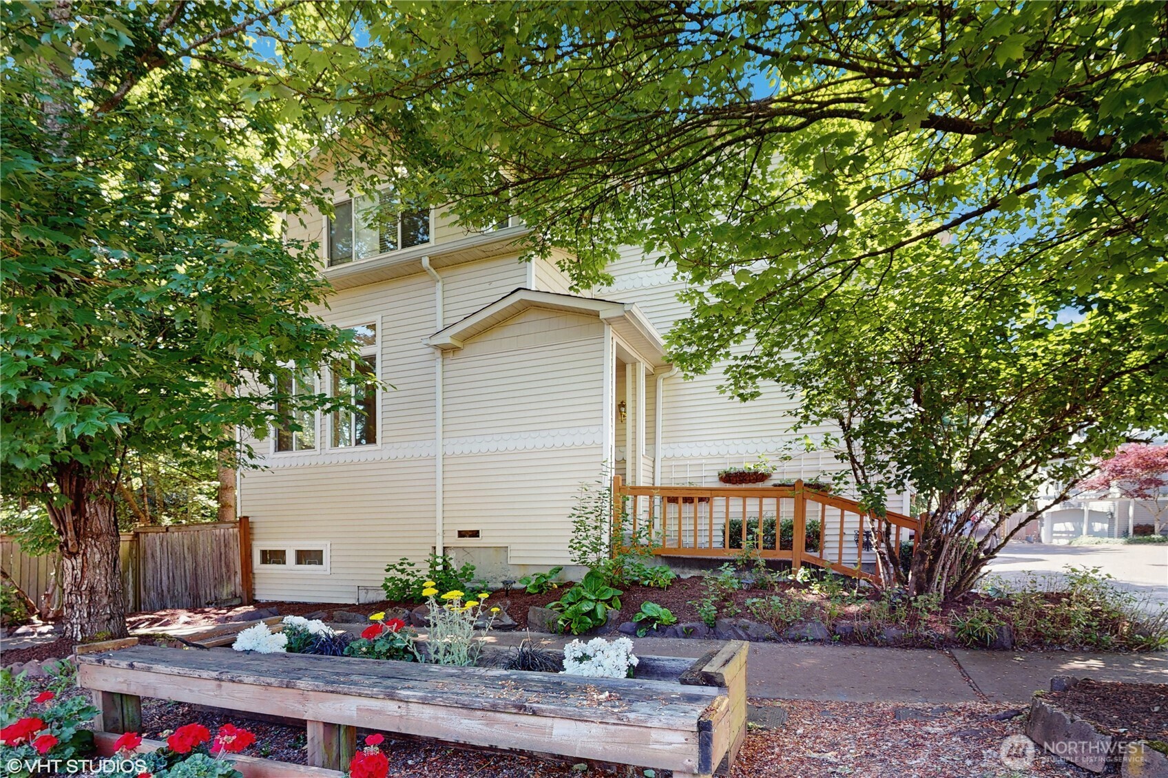 12331 NE 101st Lane