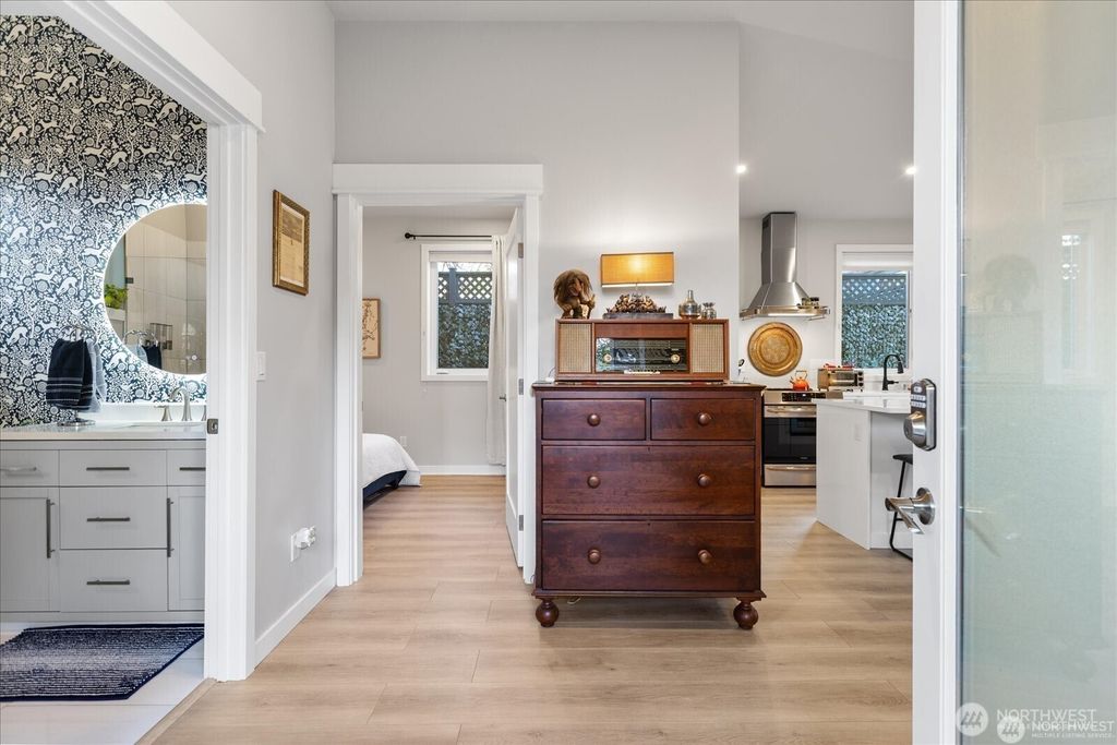 Photo of 6721 22nd Avenue NW, Seattle, WA 98117 (MLS # 2503612)