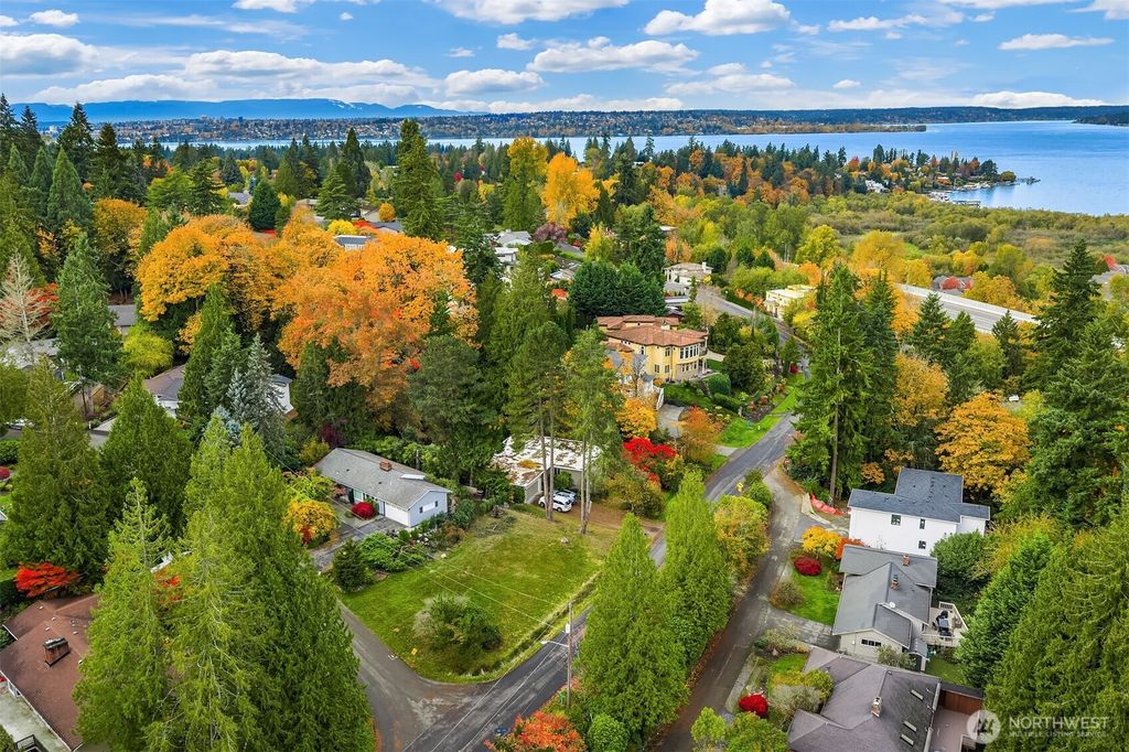 Photo of 10054 NE 33rd Street #2&amp;3, Bellevue, WA 98004 (MLS # 2451989)