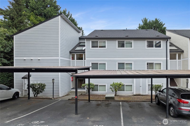 15280 MacAdam Road S E-101